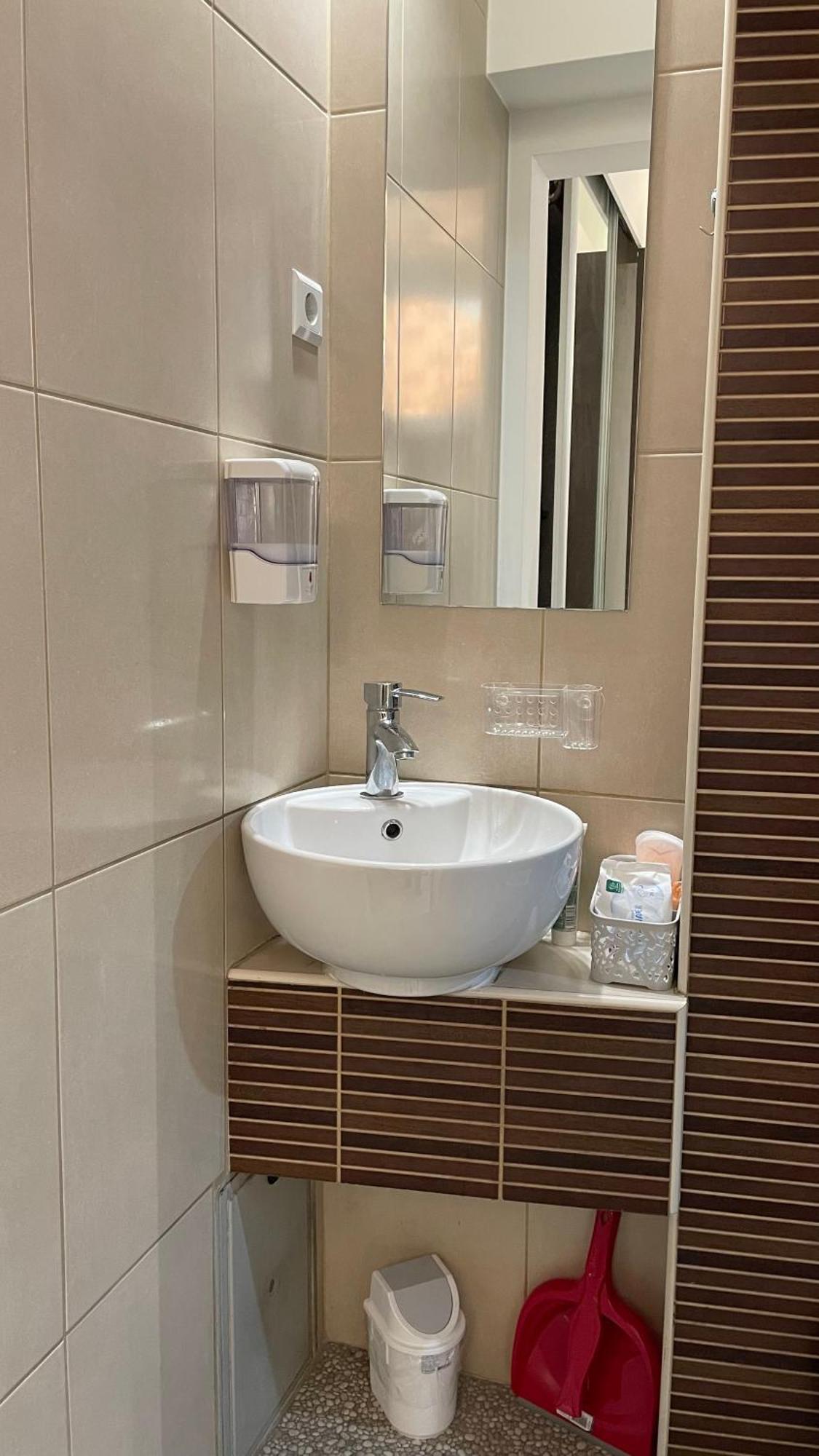 Tim Apartment Sarajevo With Private Parking Extérieur photo